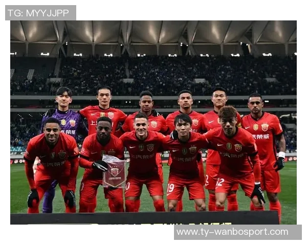 足球报：莱昂纳多出战英博前景乐观加布里埃尔恢复情况待定