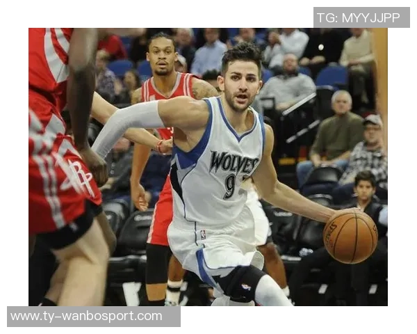 瑞安邓恩谈布克得分能力我们用独特方式助他发挥潜力