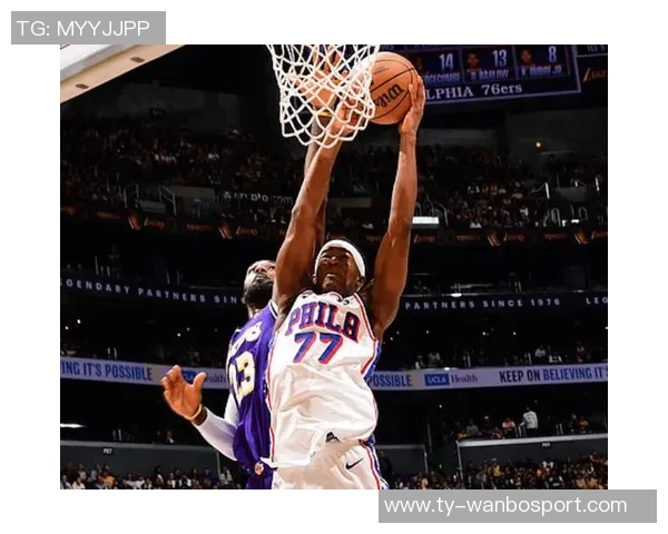 追梦之路:埃奇库姆调整投篮姿势三分命中率飙升至40 追梦之路:埃奇库姆调整投篮姿势三分命中率飙升至40